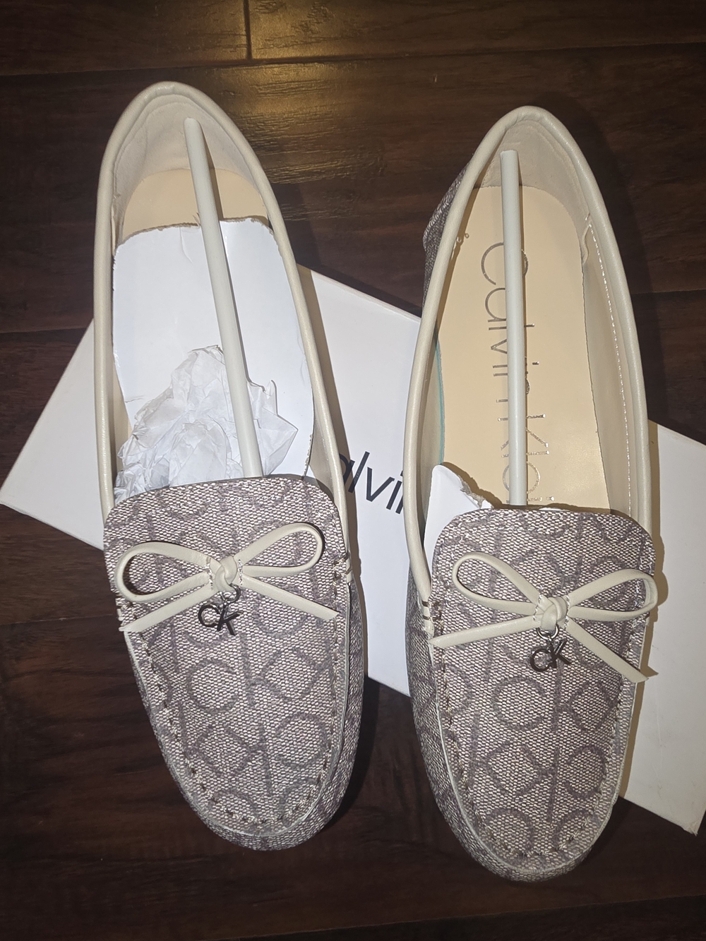 Calvin Klein Linca Logo Loafers Dark Natural Size 7.5 New in Box